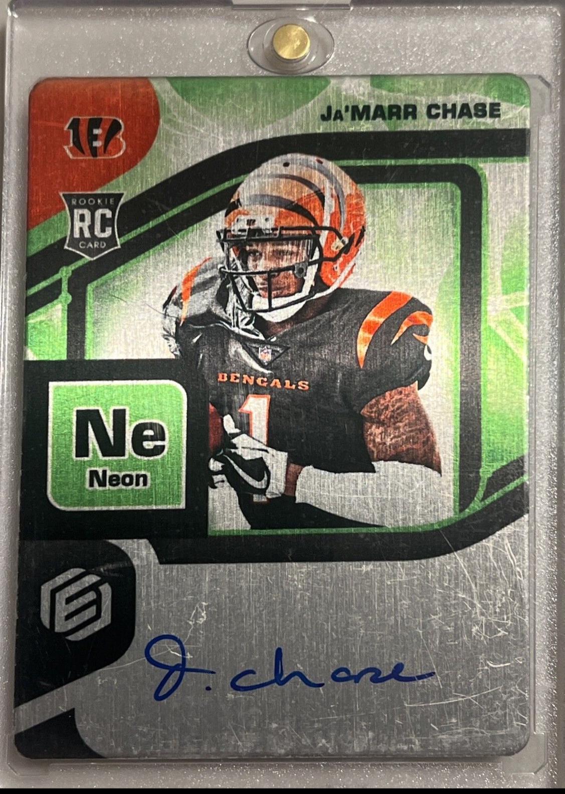 Ja'Marr Chase [Signature Neon] #129