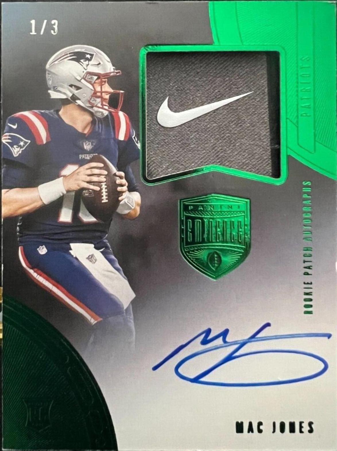 Mac Jones [Cap Patch Autograph Emerald] #125