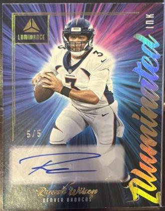 Russell Wilson [Gold] #ILL-RUW