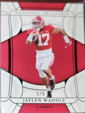 Jaylen Waddle [Century Emerald] #18