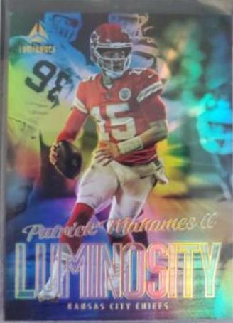 Patrick Mahomes II #LUM-2