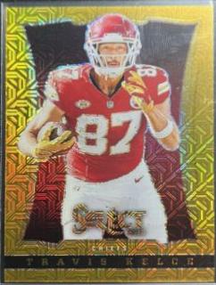 Travis Kelce [Gold Prizm] #20