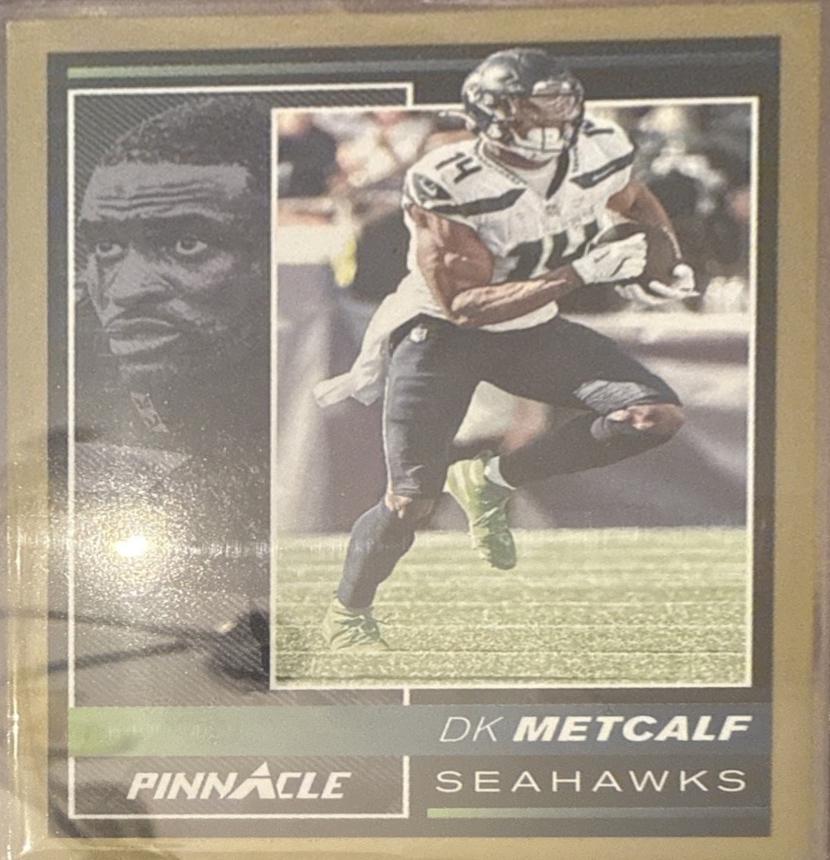 DK Metcalf [Gold] #180