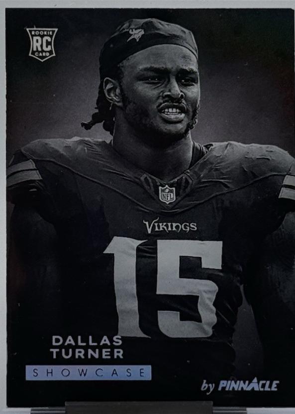 Dallas Turner #12