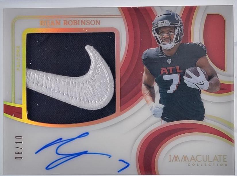 Bijan Robinson [Gold] #9