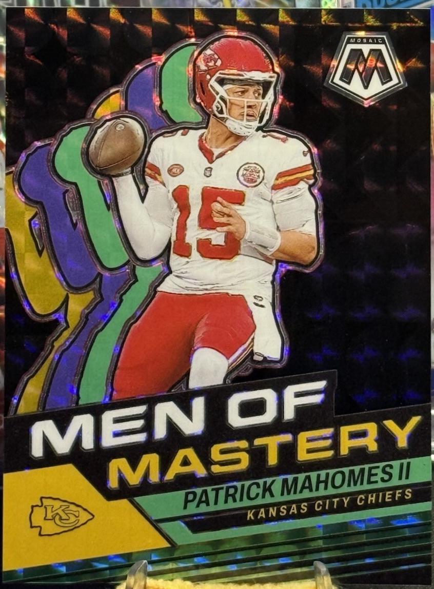 Patrick Mahomes II [Black] #4