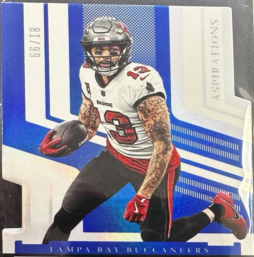 Mike Evans #32