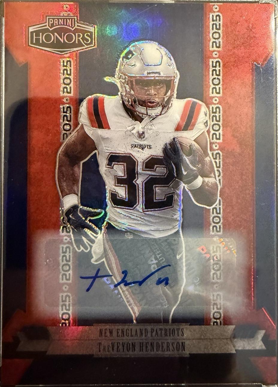 TreVeyon Henderson [Red] #9