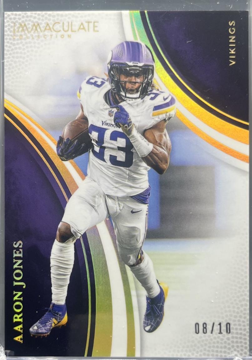 Aaron Jones [Gold] #51