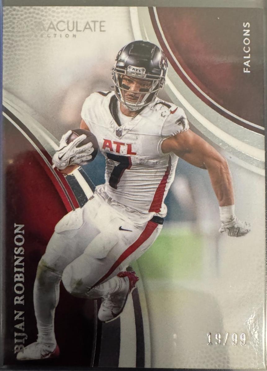 Bijan Robinson #32