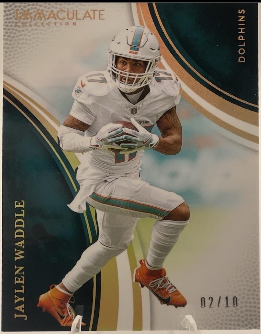 Jaylen Waddle [Gold] #50