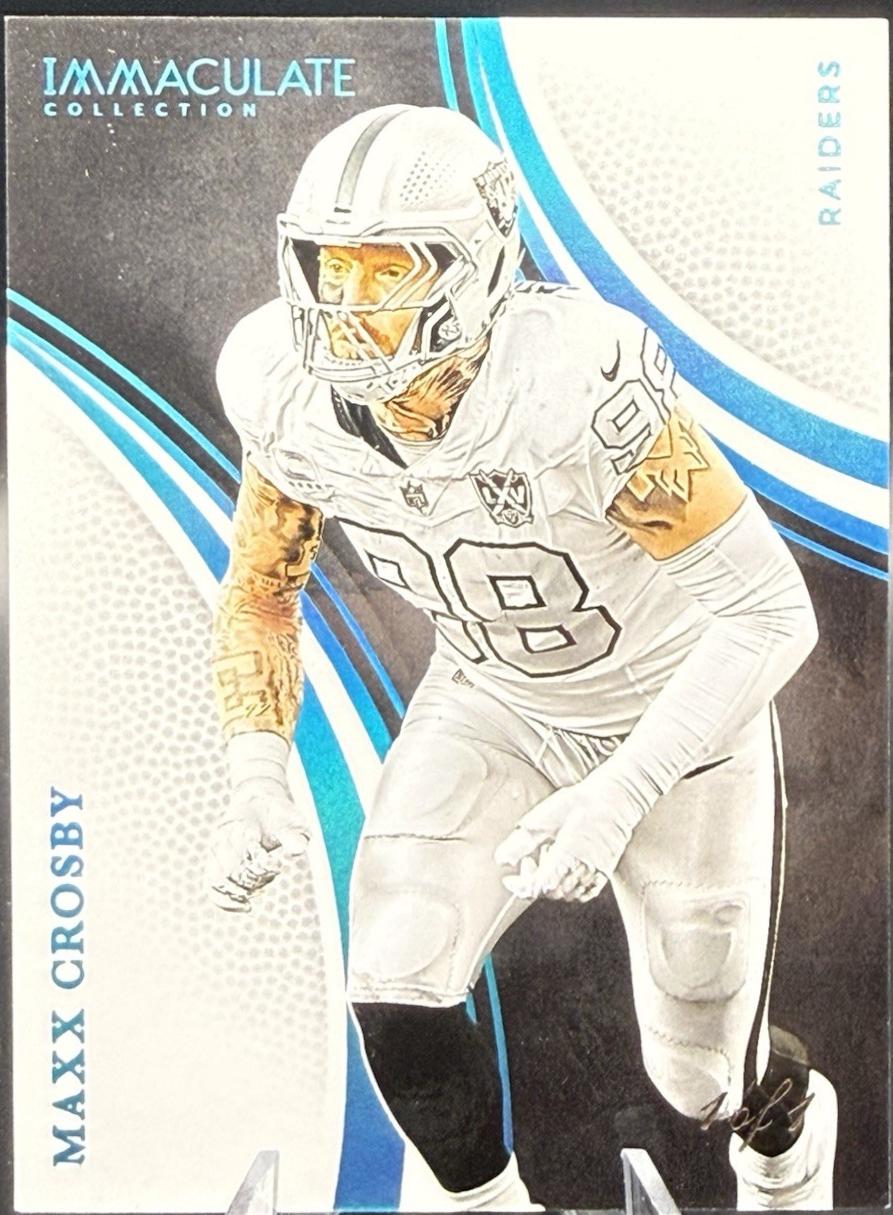 Maxx Crosby [Blue] #17