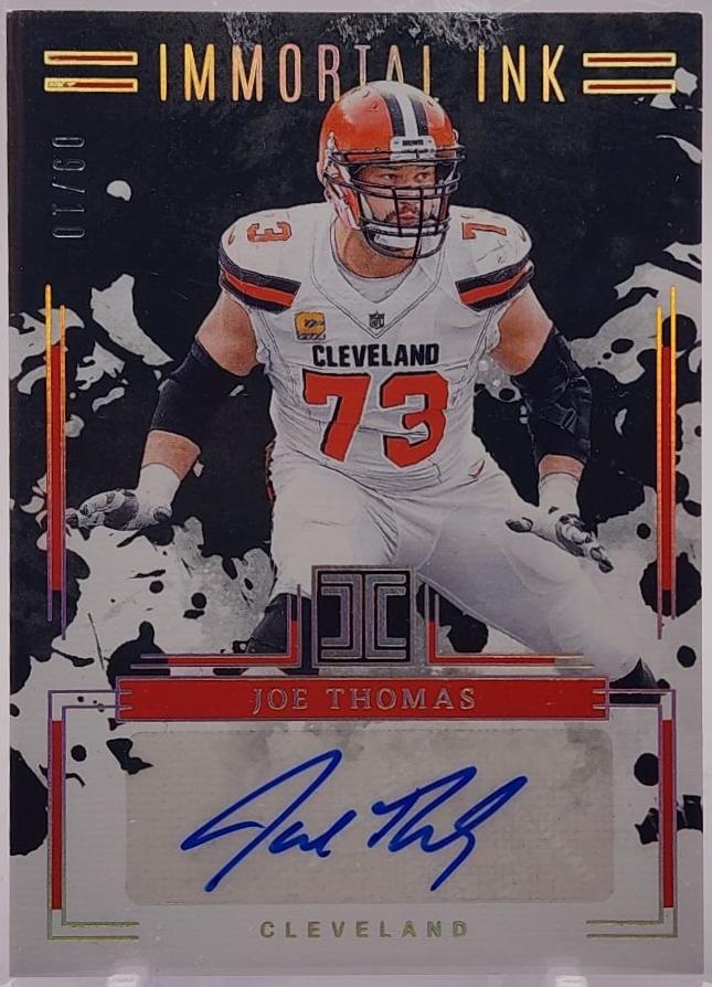 Joe Thomas [Gold] #14