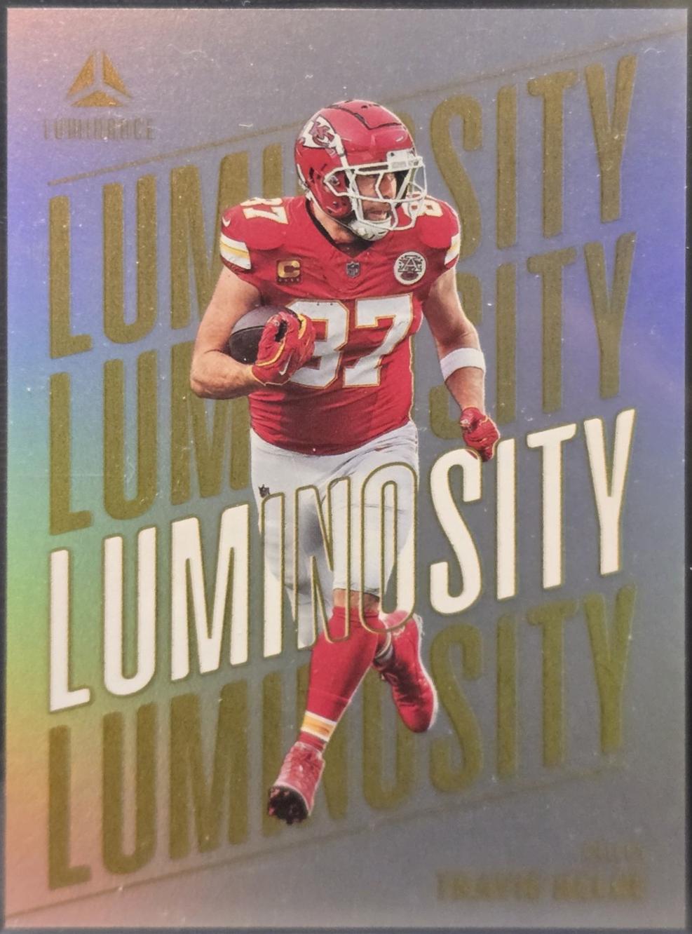 Travis Kelce #28