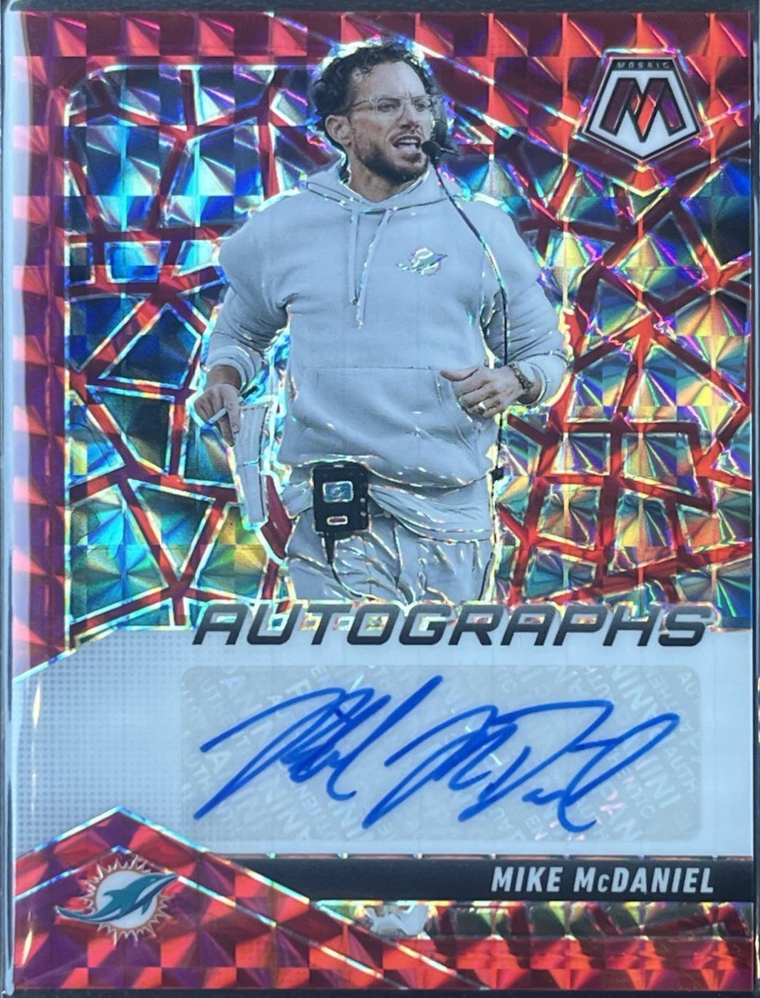 Mike McDaniel [Red] #20
