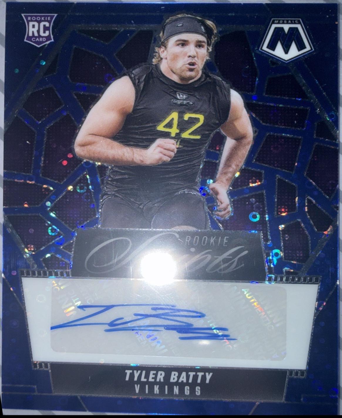 Tyler Batty [No Huddle Black] #40