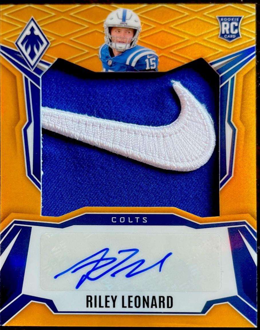 Riley Leonard [Gold] #17