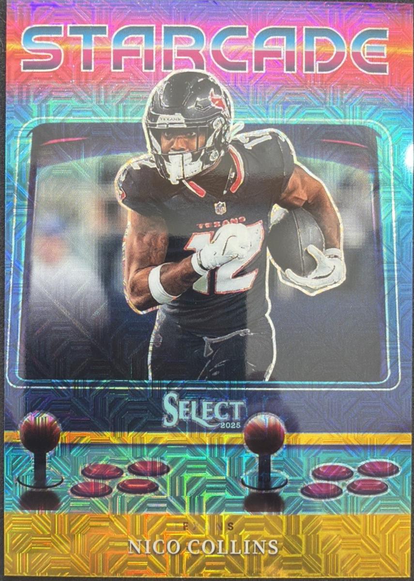 Nico Collins [Gold Prizm] #17