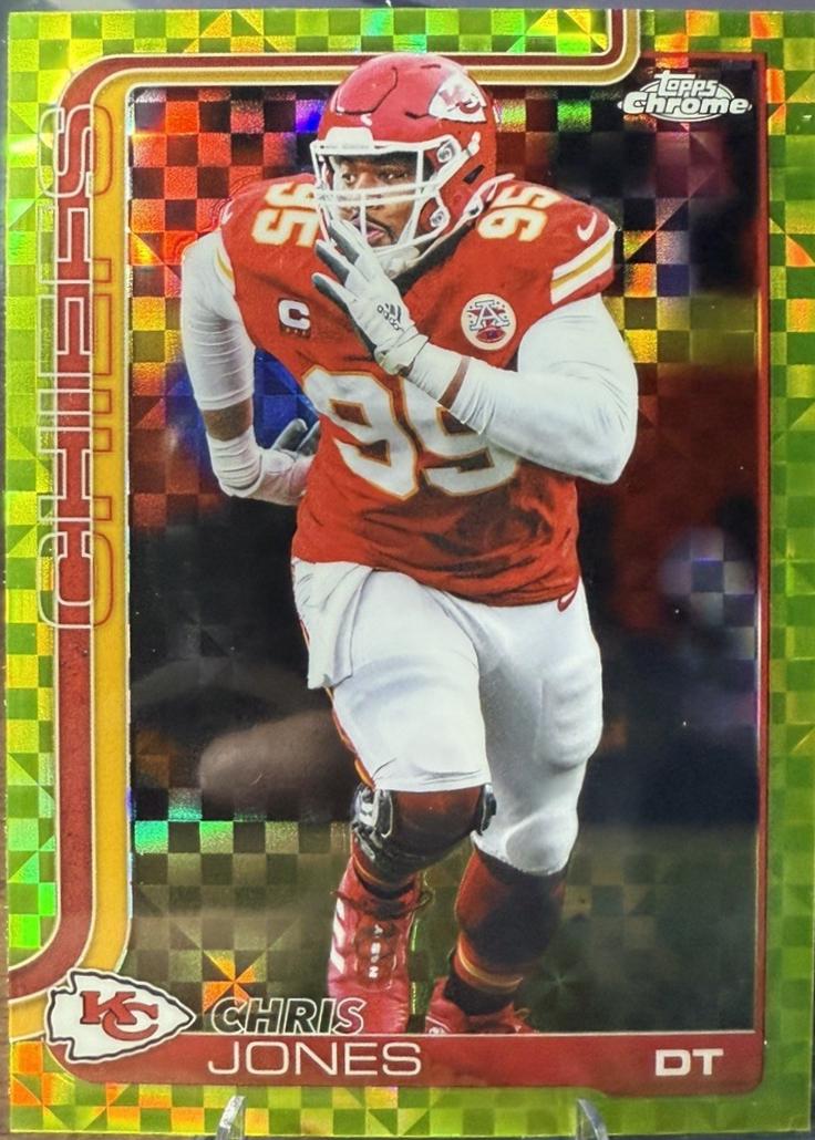 Chris Jones [X-Fractor Green] #153