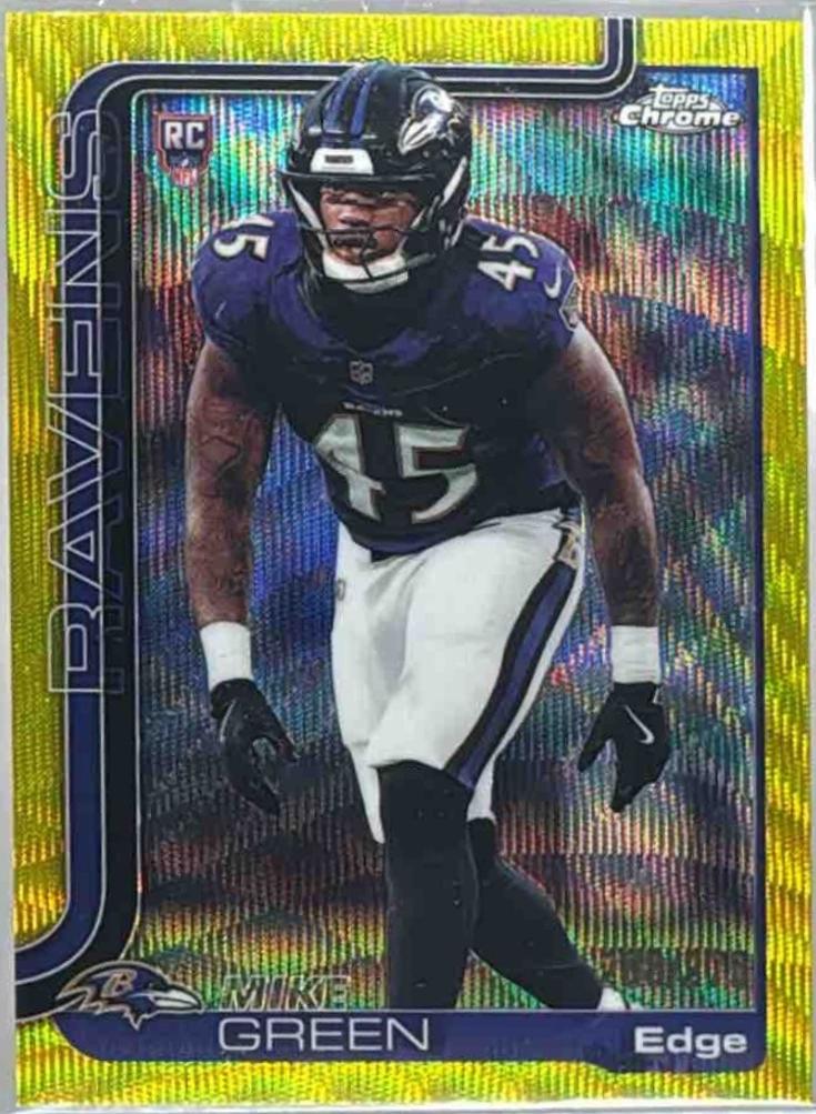 Mike Green [Yellow Wave Refractor] #376