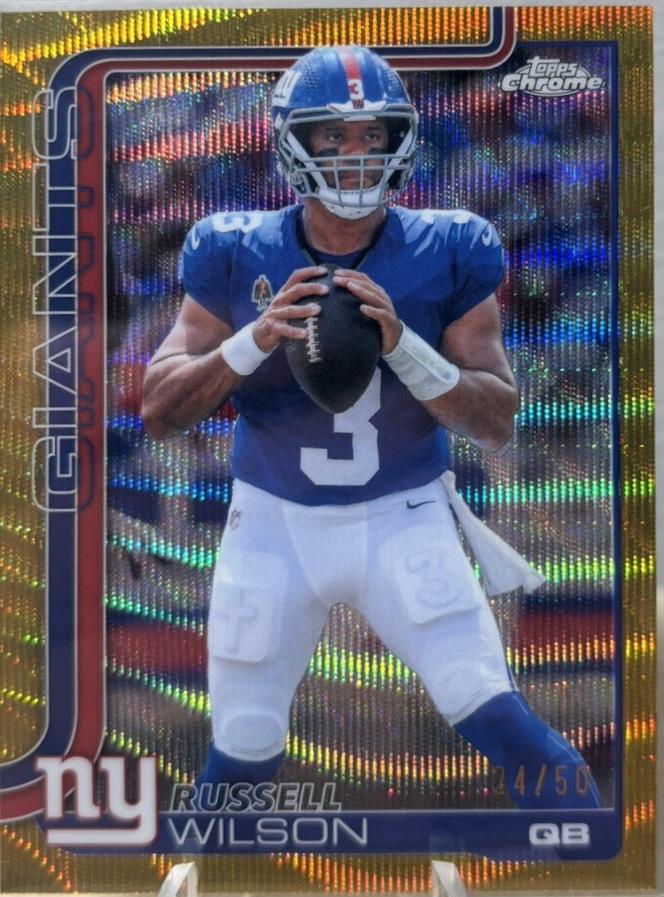 Russell Wilson [Gold Wave Refractor] #229