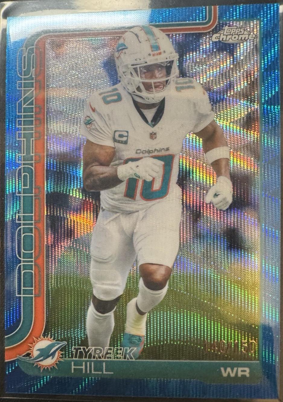 Tyreek Hill [Blue Wave Refractor] #185