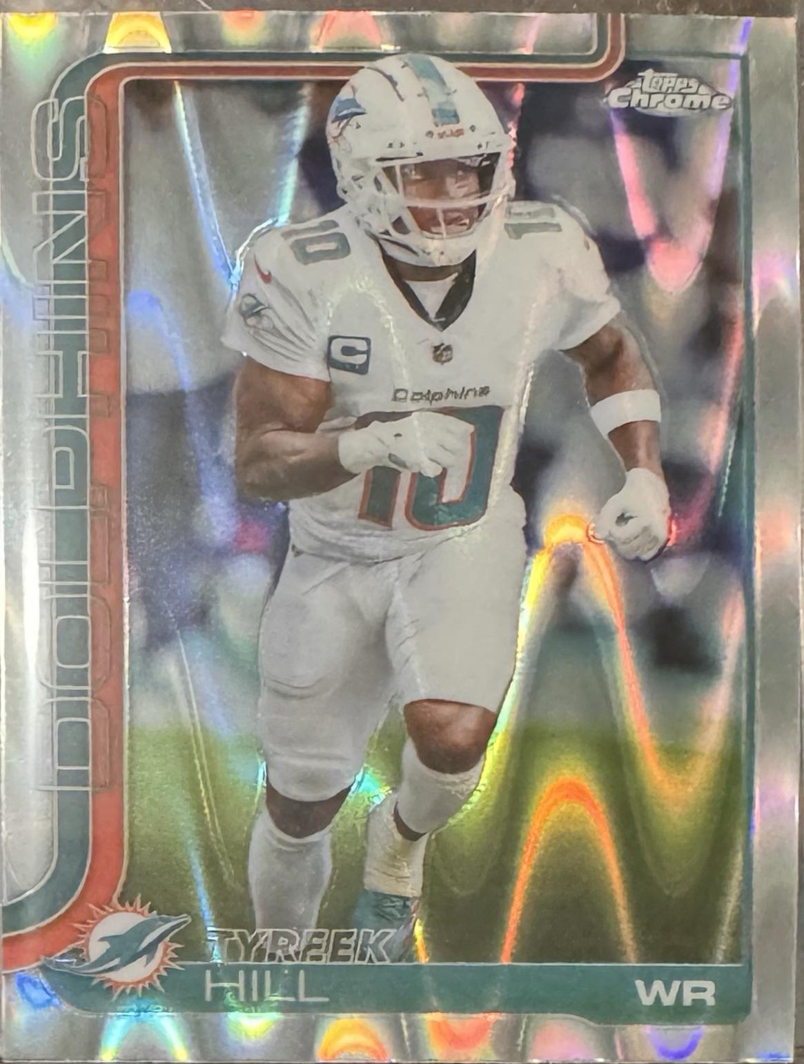 Tyreek Hill [Yellow Wave Refractor] #185