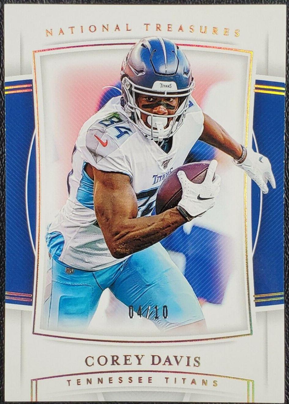 Corey Davis [Gold] #100