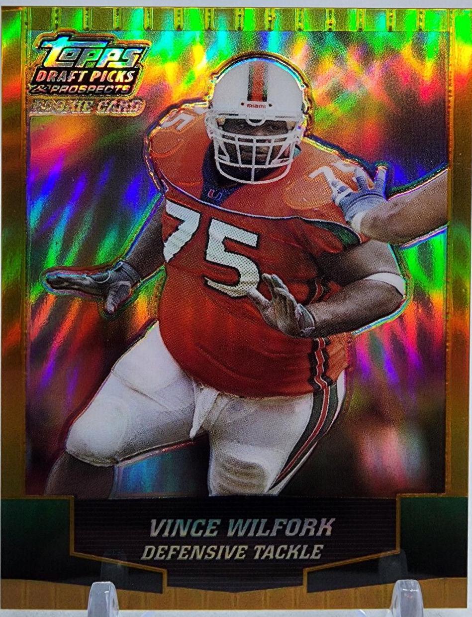 Vince Wilfork [Gold Chrome Refractor] #136