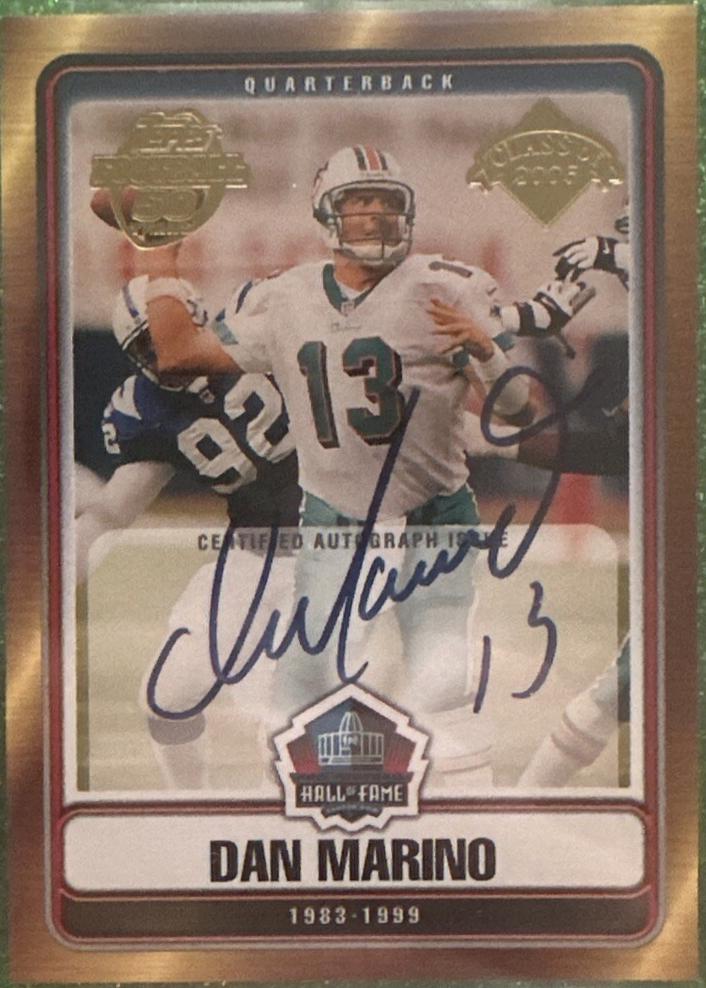 Dan Marino [Autograph] #HOF-DM