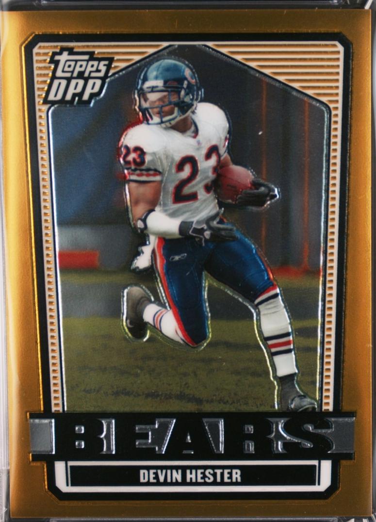 Devin Hester [Chrome Gold] #82