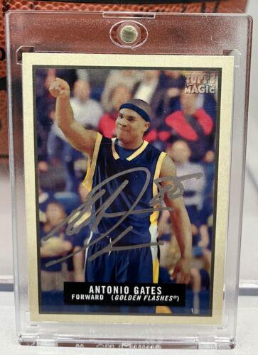 Antonio Gates [Autograph] #102