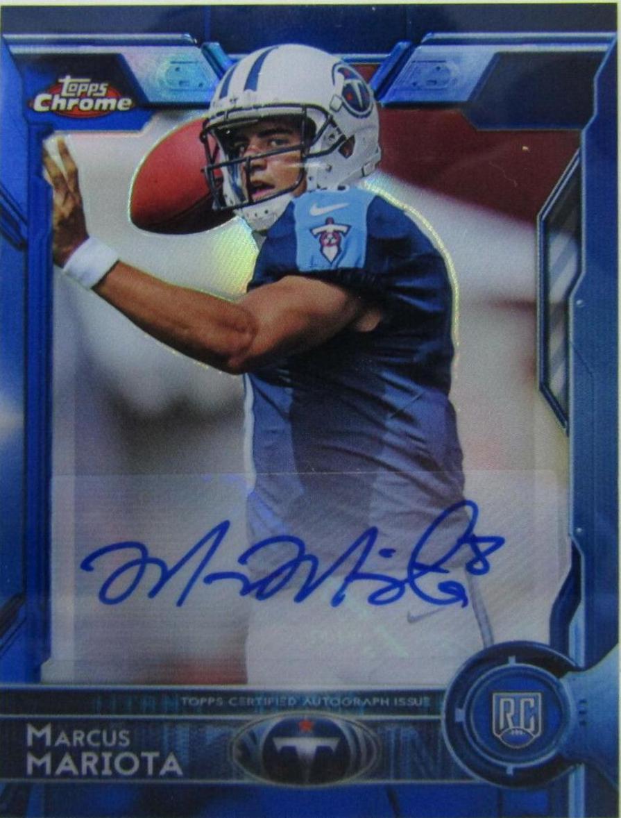 Marcus Mariota [Throwing Autograph Black Refractor] #150