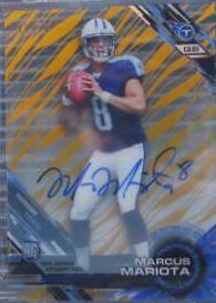 Marcus Mariota [Autograph Gold Rainbow Diffractor] #8