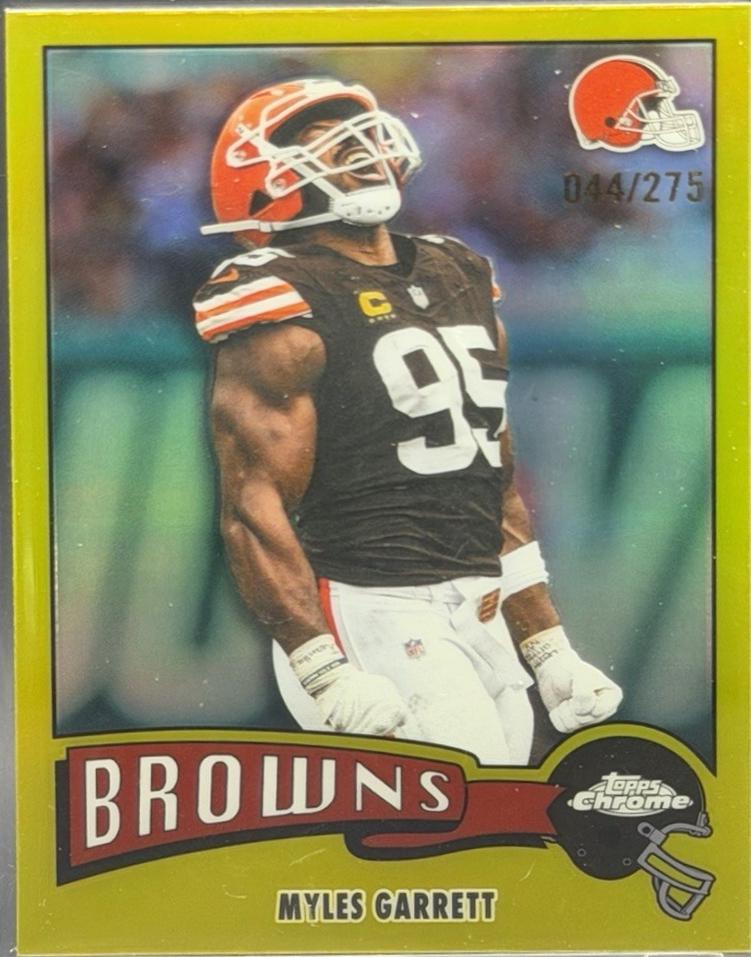 Myles Garrett [Yellow Refractor] #1975-8