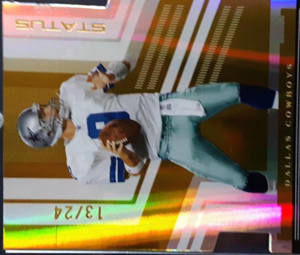 Tony Romo [Status Gold] #29
