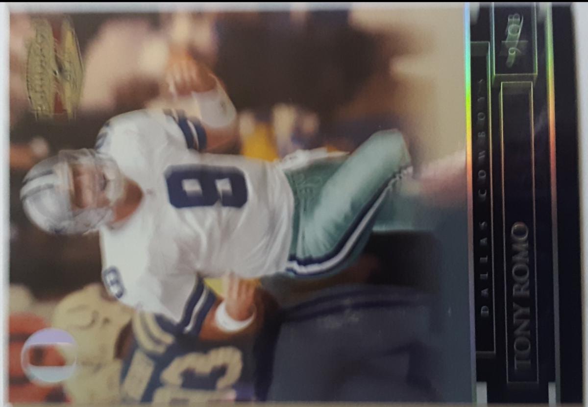 Tony Romo [Silver Holofoil O's] #1