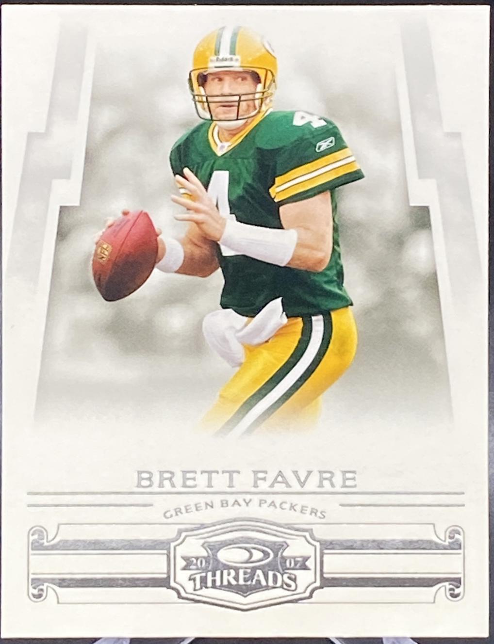 Brett Favre [Retail Green] #17