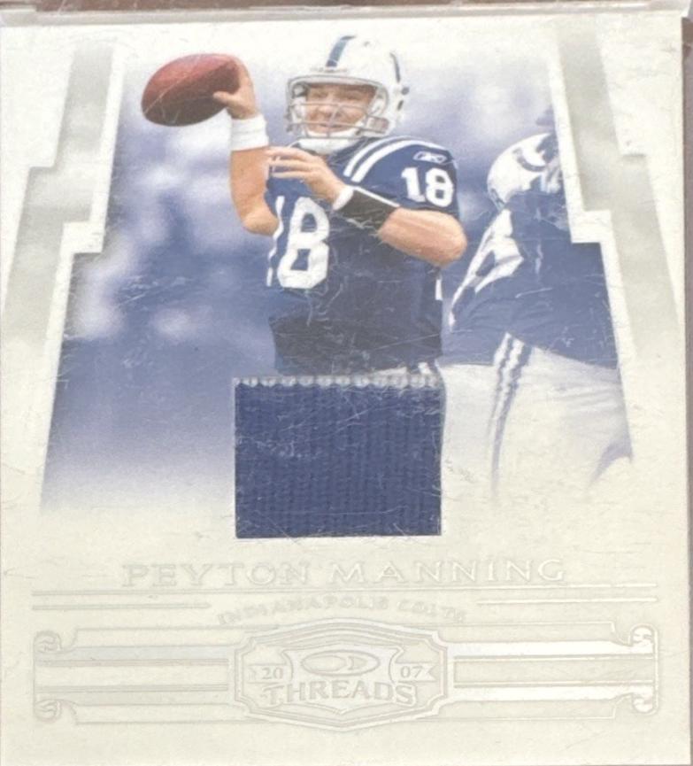 Peyton Manning [Platinum Holofoil] #18