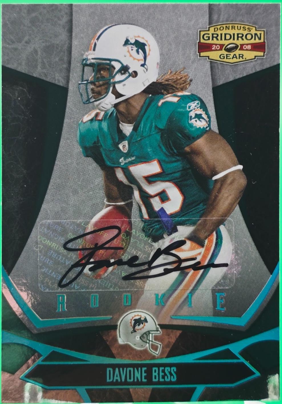 Davone Bess [Autograph Platinum Holofoil] #126