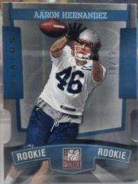 Aaron Rodgers [Status Die Cut] #35