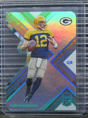 Aaron Rodgers [Status Die Cut] #35