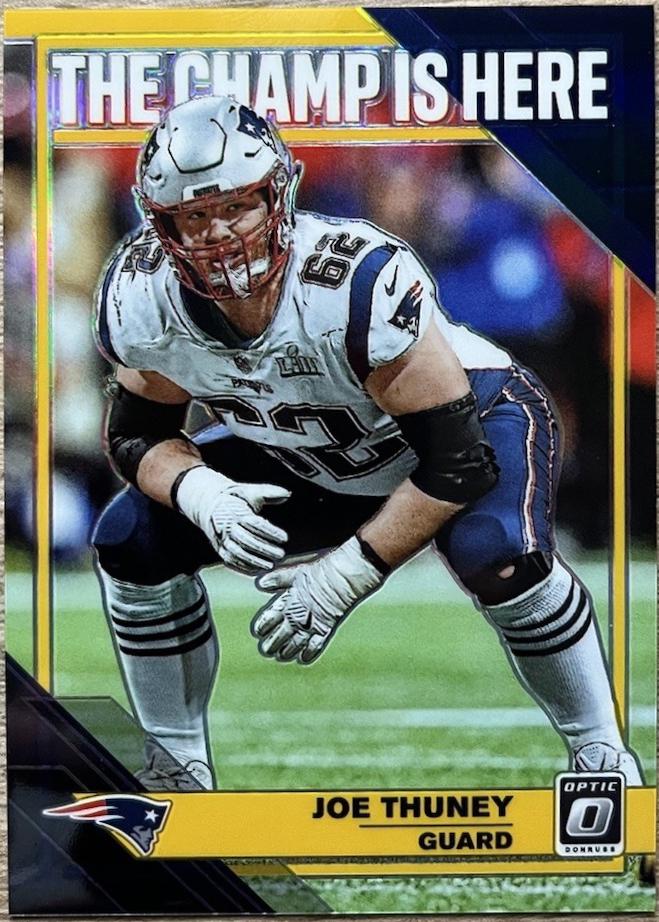 Joe Thuney [Gold] #CH-17