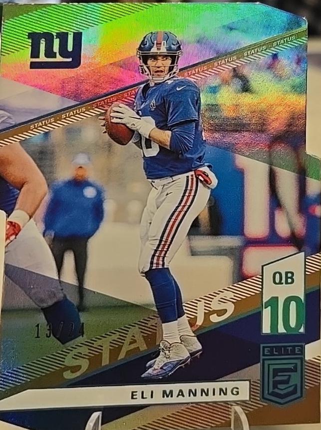 Eli Manning [Status Die Cut] #78