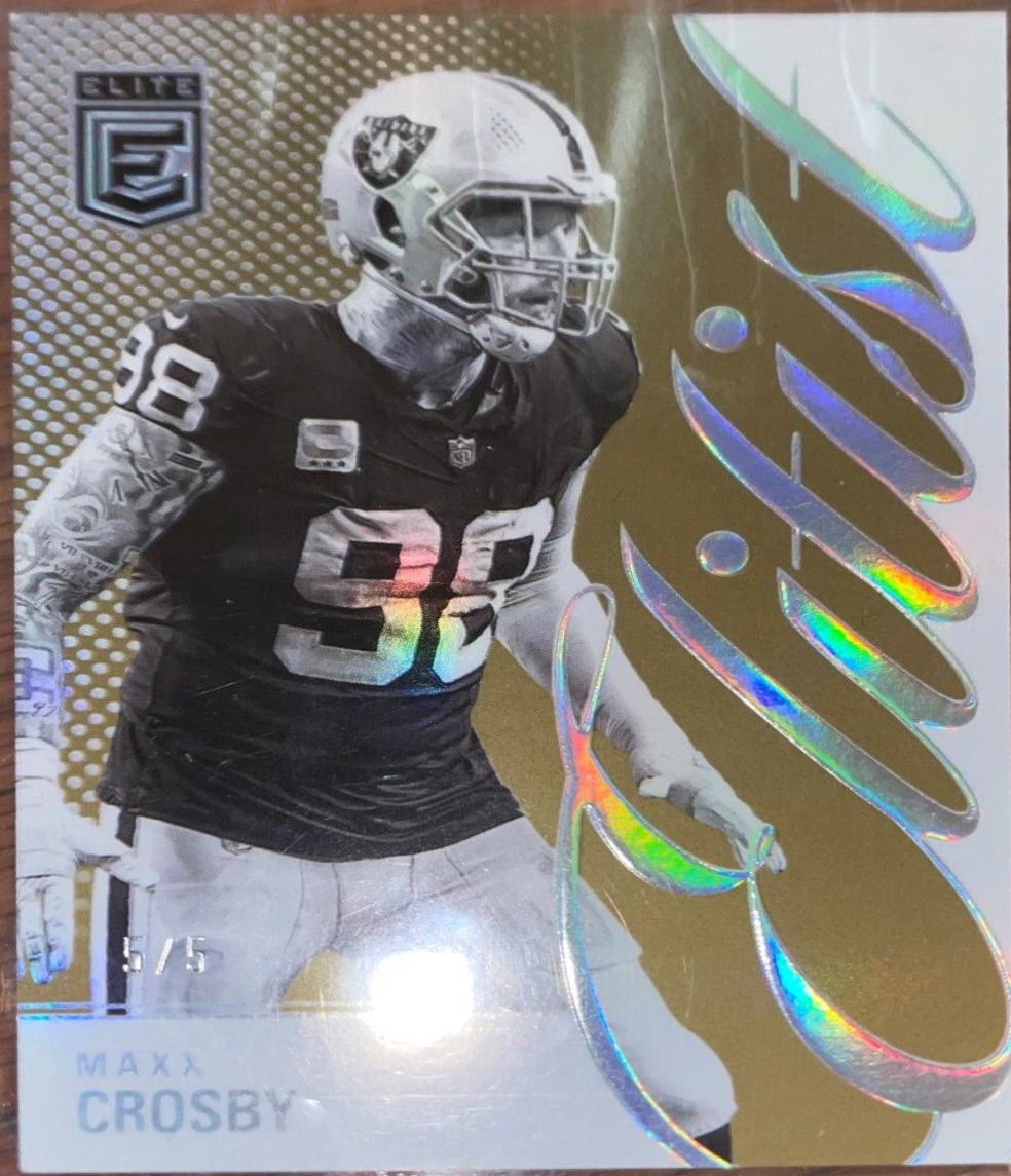 Maxx Crosby [Gold] #8