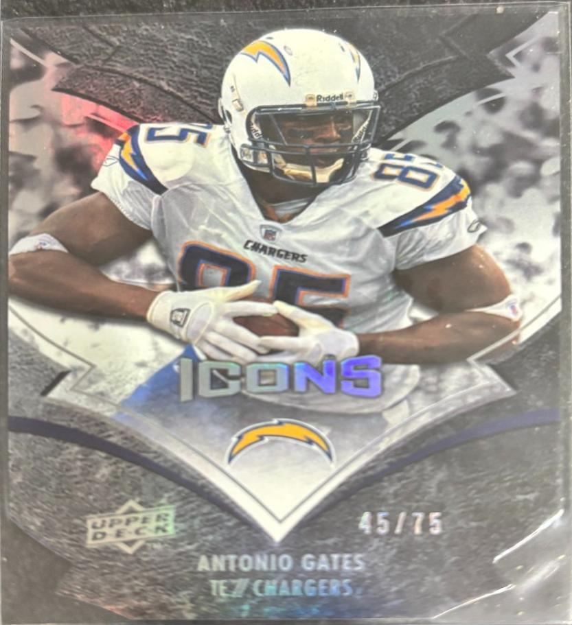 Antonio Gates [Gold Die Cut] #82