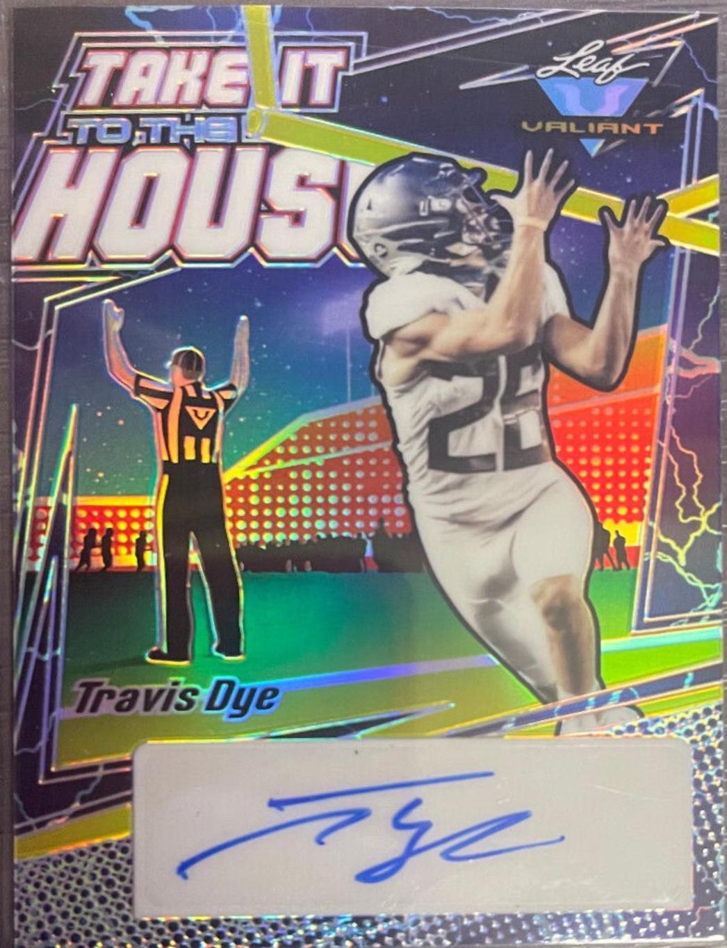Travis Dye #TH-TD1