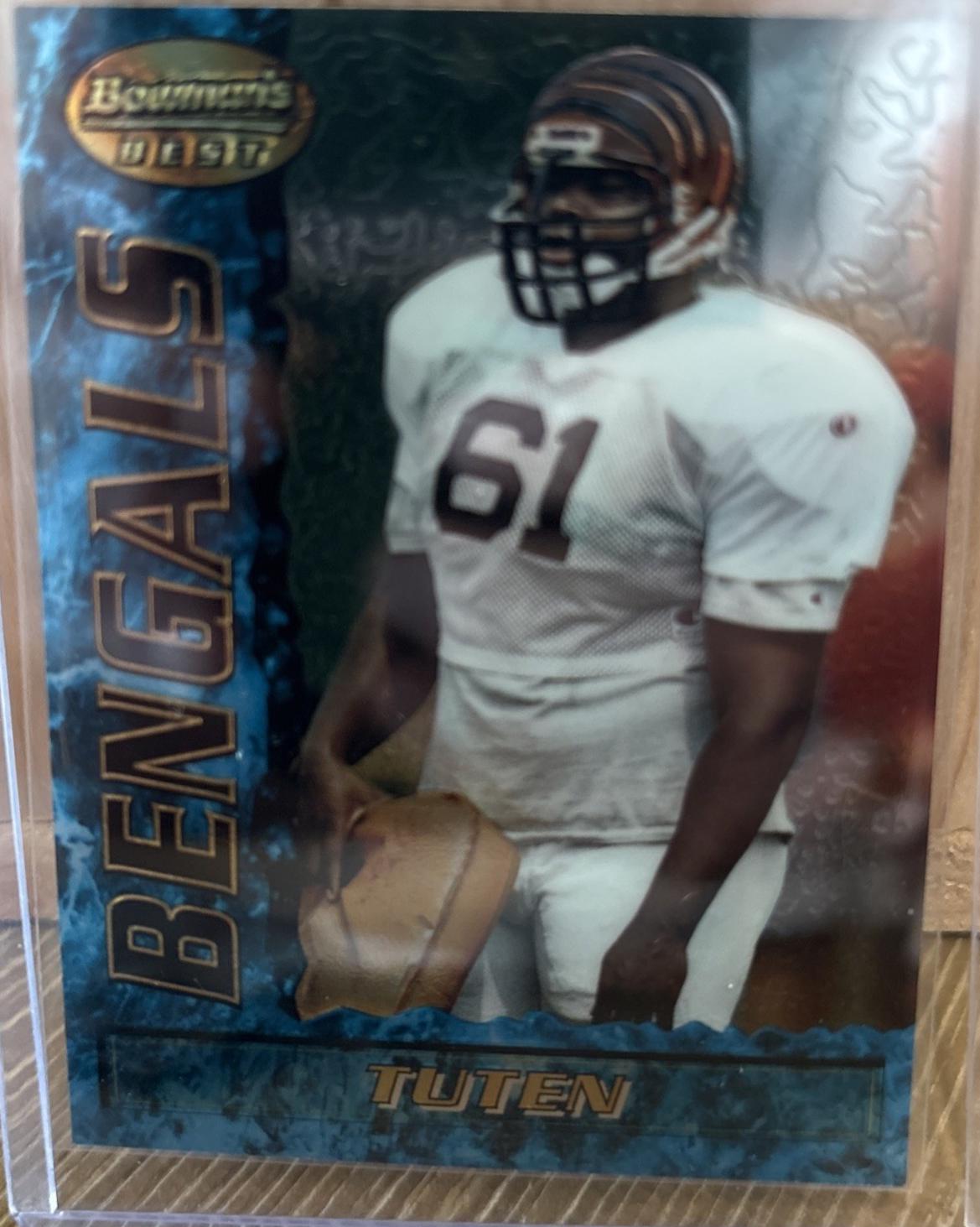 Melvin Tuten [Blue Refractor] #69