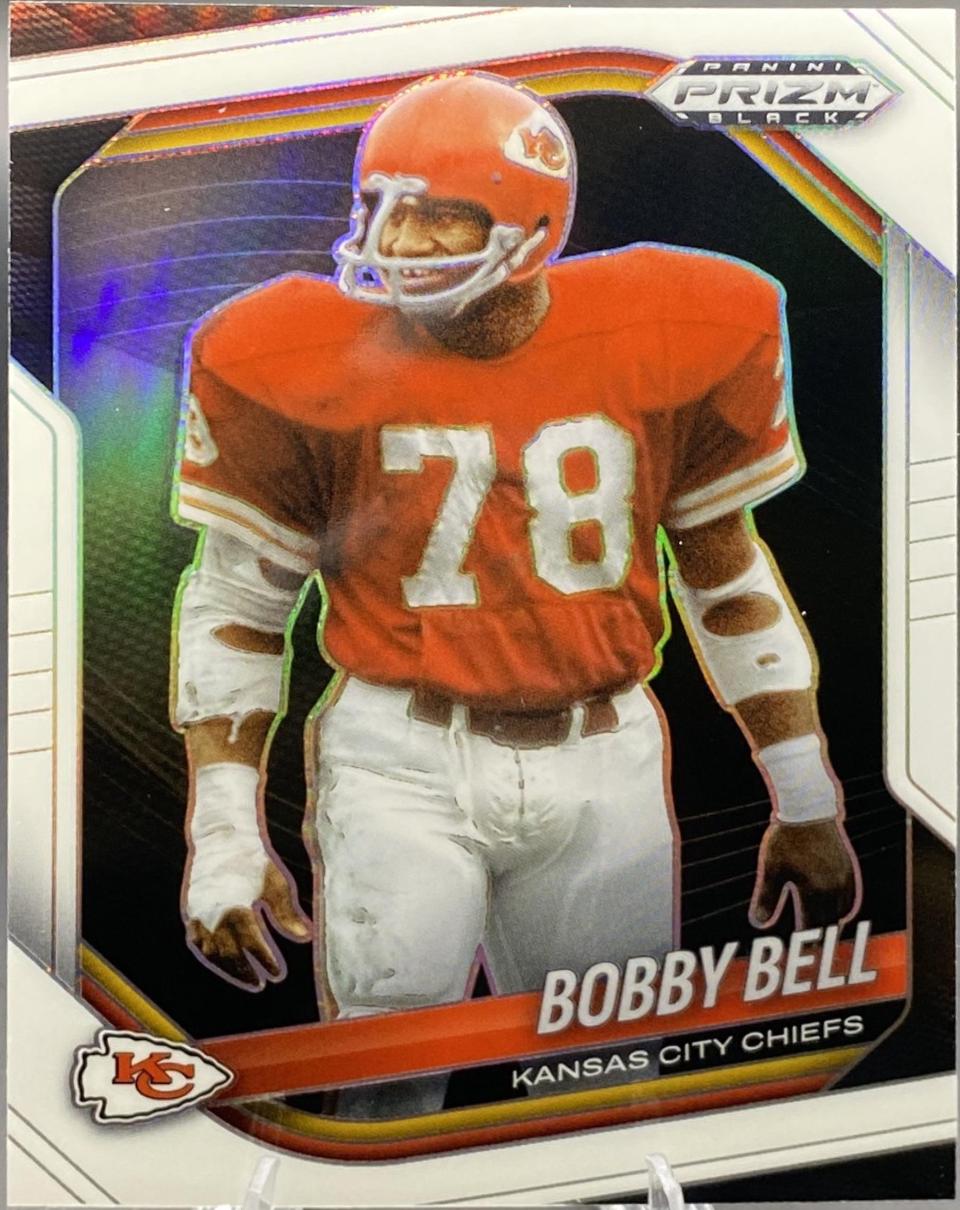 Bobby Bell [White] #73