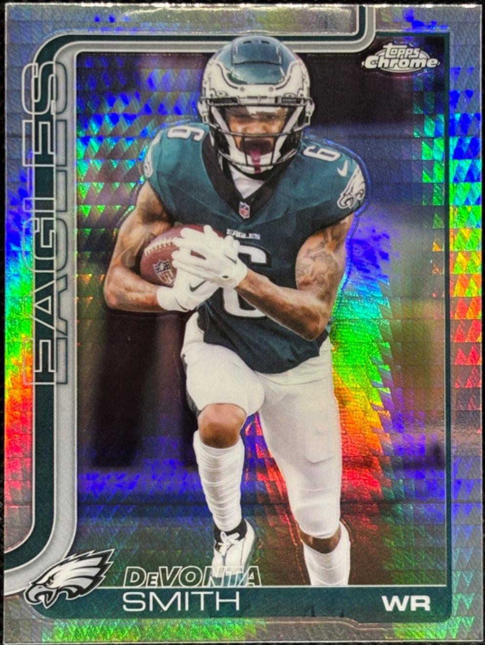 DeVonta Smith [Prism Refractor] #244
